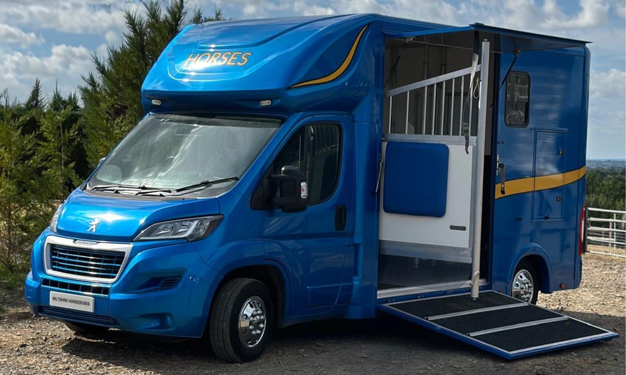 Tony Bolwell Peugeot Boxer 2022 Horsebox For Sale