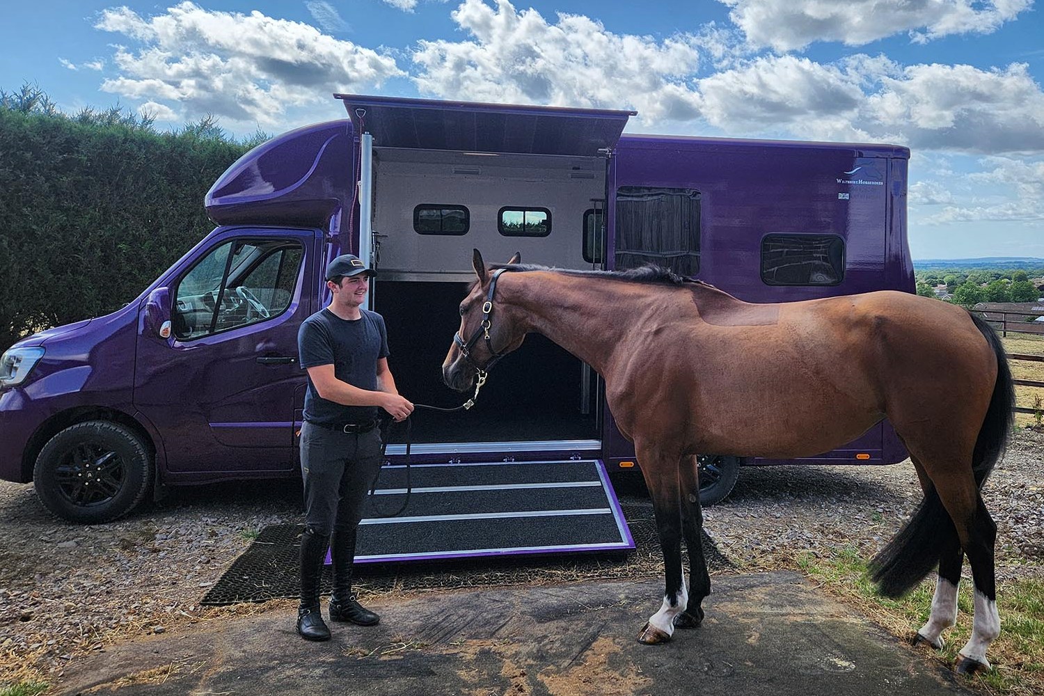Wiltshire Horseboxes by Tony Bolwell Horseboxes For Sale or to Hire